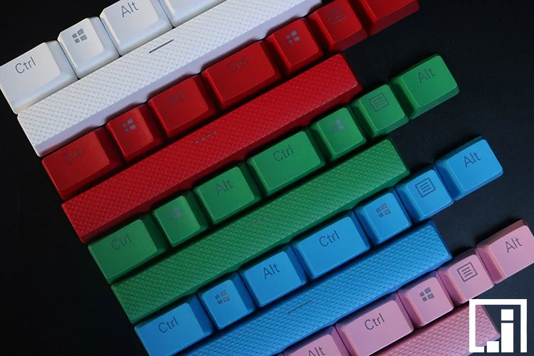 Keycap Kit for Corsair G710 K7 - Gaming Keyboard Corsair 评论和价格
